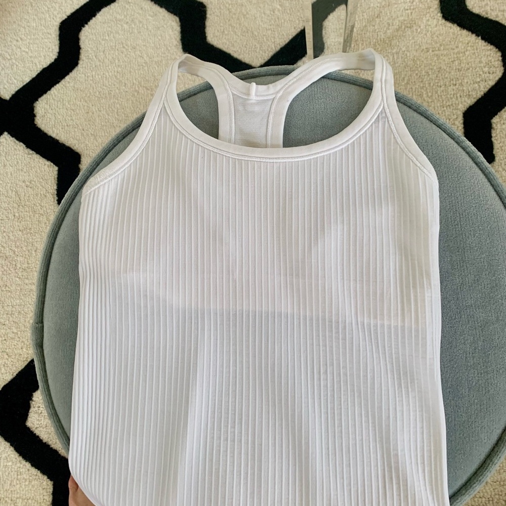 Lululemon Ebb to Street Tank